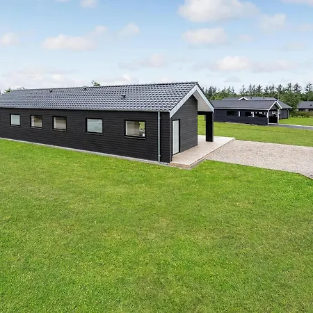 4 Bedroom Beautiful In